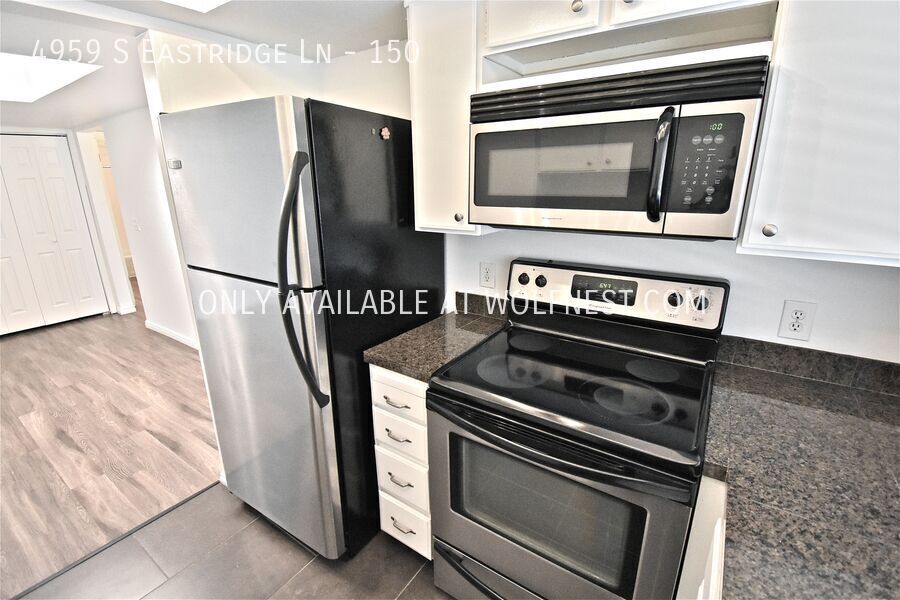 Gorgeous 2 Bed Murray Condo! No Deposit Option! property image