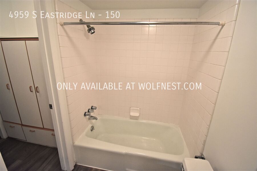 Gorgeous 2 Bed Murray Condo! No Deposit Option! property image