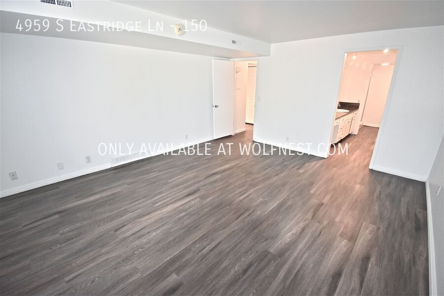 Gorgeous 2 Bed Murray Condo! No Deposit Option! property image