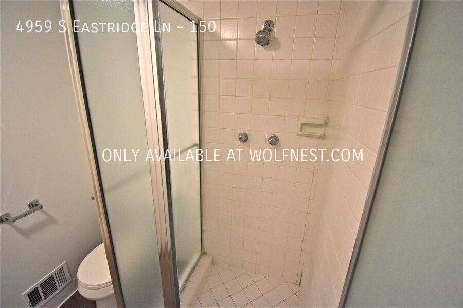 Gorgeous 2 Bed Murray Condo! No Deposit Option! property image