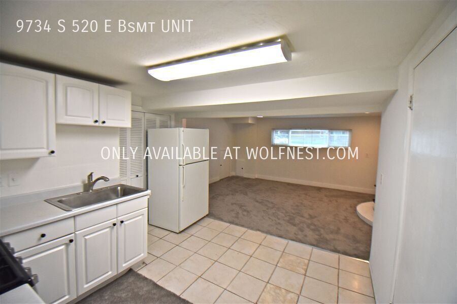 Lovely 2 Bed Sandy Bsmt Unit! No Deposit Option! property image