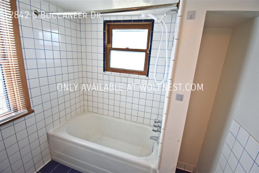 Spacious 2+ Bed Magna Home! No Deposit Option! property image