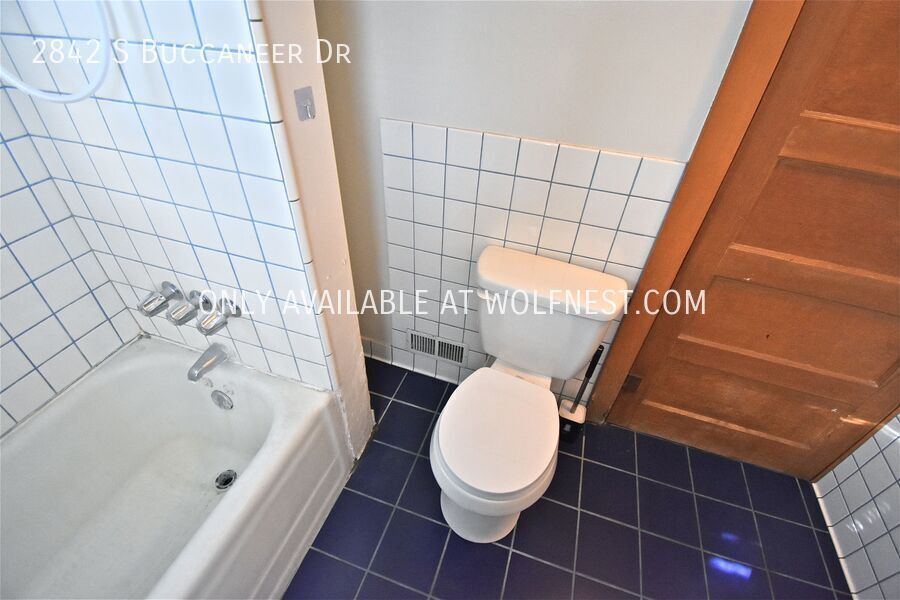 Spacious 2+ Bed Magna Home! No Deposit Option! property image