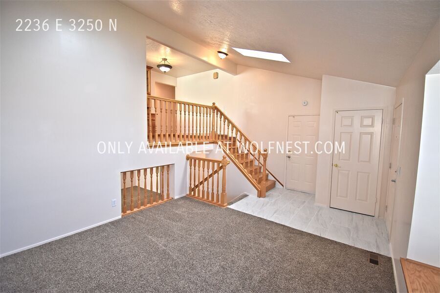 Gorgeous 4 Bed Layton Home! No Deposit Option! property image