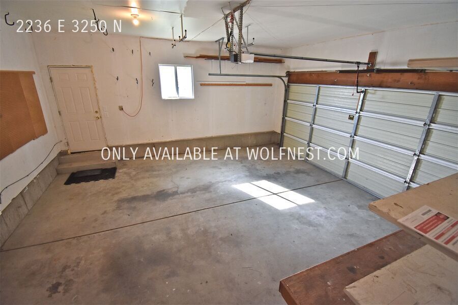 Gorgeous 4 Bed Layton Home! No Deposit Option! property image