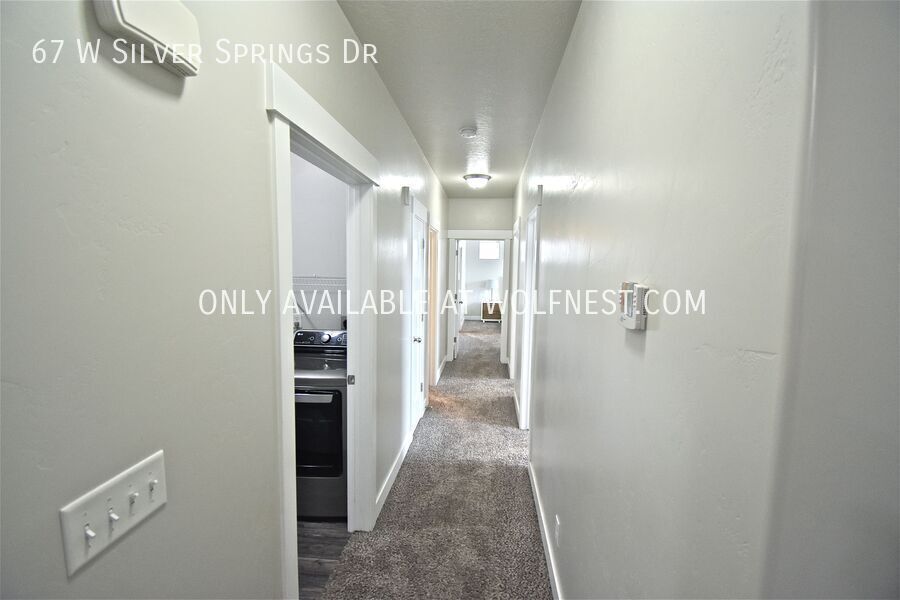 Fully Furnished Stunning 3 Bedroom Vineyard Condo! No Deposit Option! property image