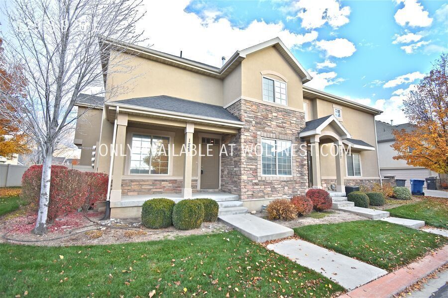 Spacious 4 Bed American Fork Townhome! No Deposit Option! property image