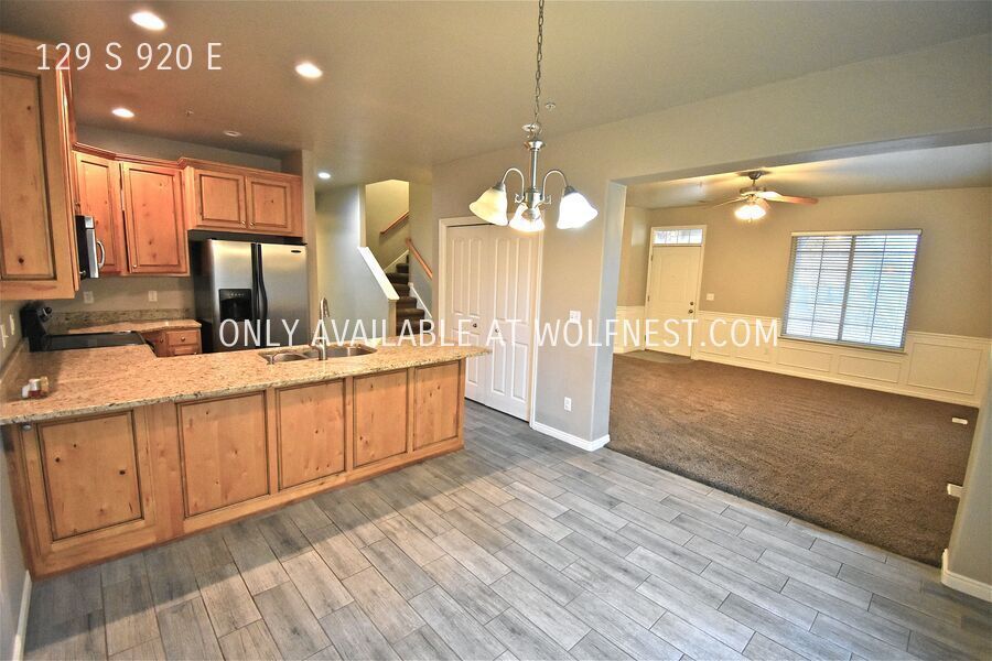 Spacious 4 Bed American Fork Townhome! No Deposit Option! property image