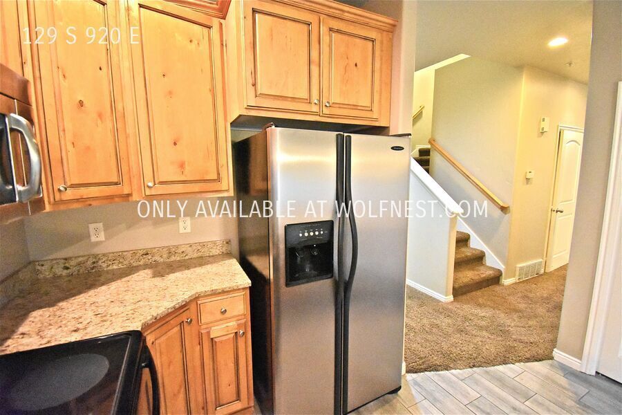 Spacious 4 Bed American Fork Townhome! No Deposit Option! property image