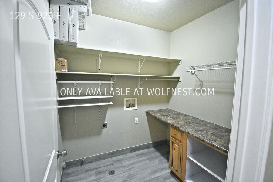 Spacious 4 Bed American Fork Townhome! No Deposit Option! property image