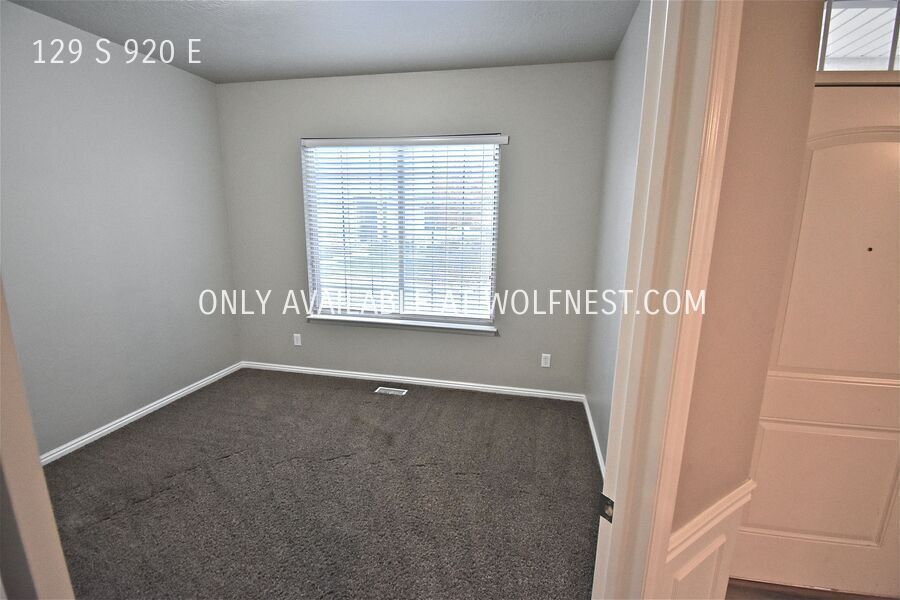 Spacious 4 Bed American Fork Townhome! No Deposit Option! property image