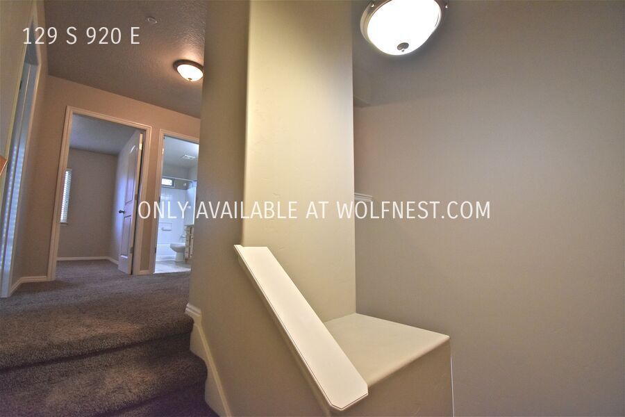 Spacious 4 Bed American Fork Townhome! No Deposit Option! property image