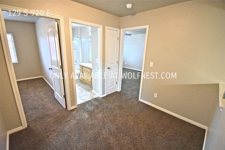 Spacious 4 Bed American Fork Townhome! No Deposit Option! property image