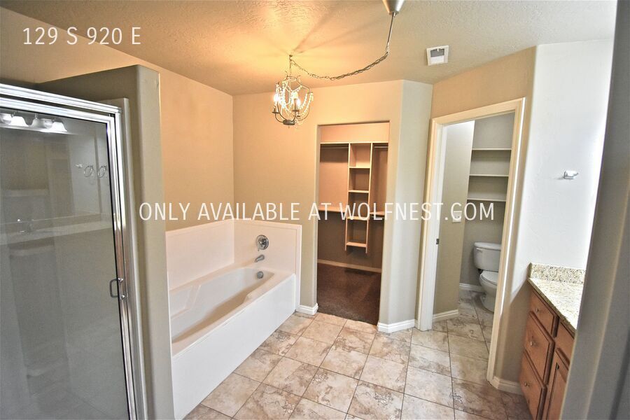 Spacious 4 Bed American Fork Townhome! No Deposit Option! property image