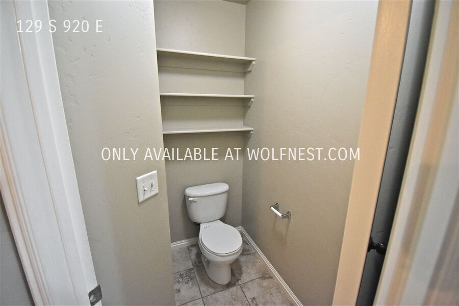 Spacious 4 Bed American Fork Townhome! No Deposit Option! property image