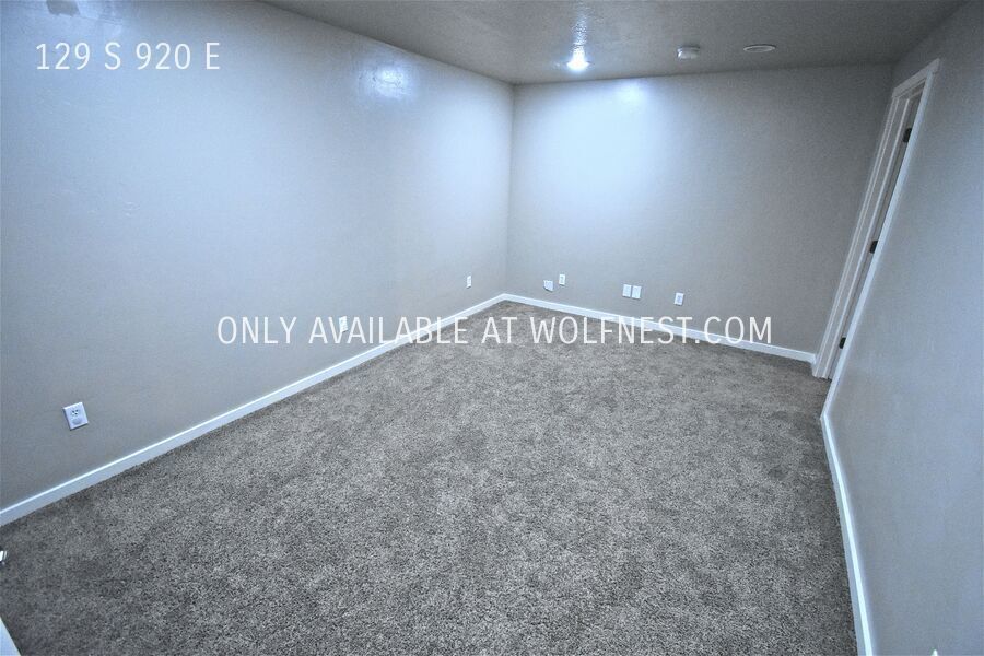 Spacious 4 Bed American Fork Townhome! No Deposit Option! property image