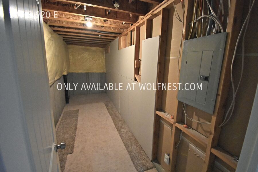 Spacious 4 Bed American Fork Townhome! No Deposit Option! property image