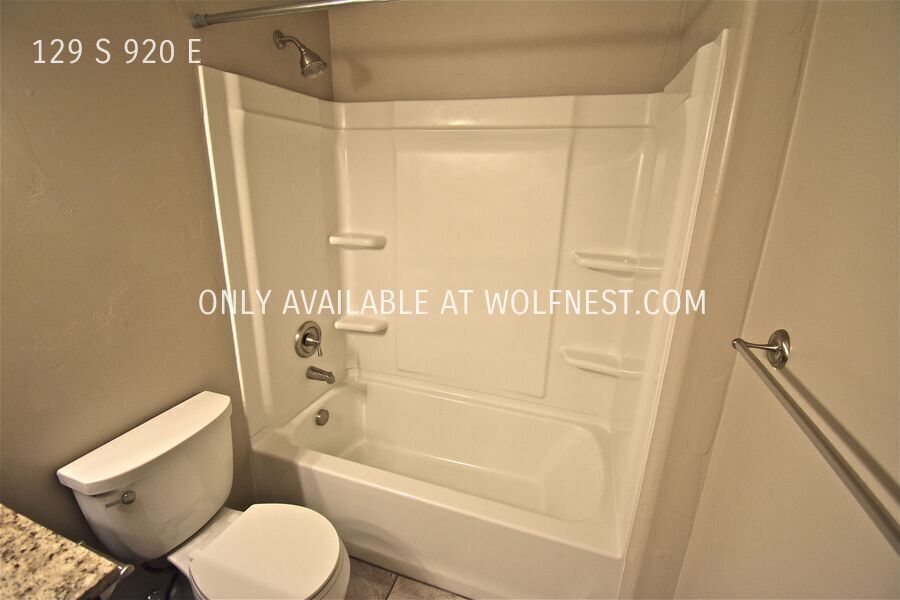 Spacious 4 Bed American Fork Townhome! No Deposit Option! property image