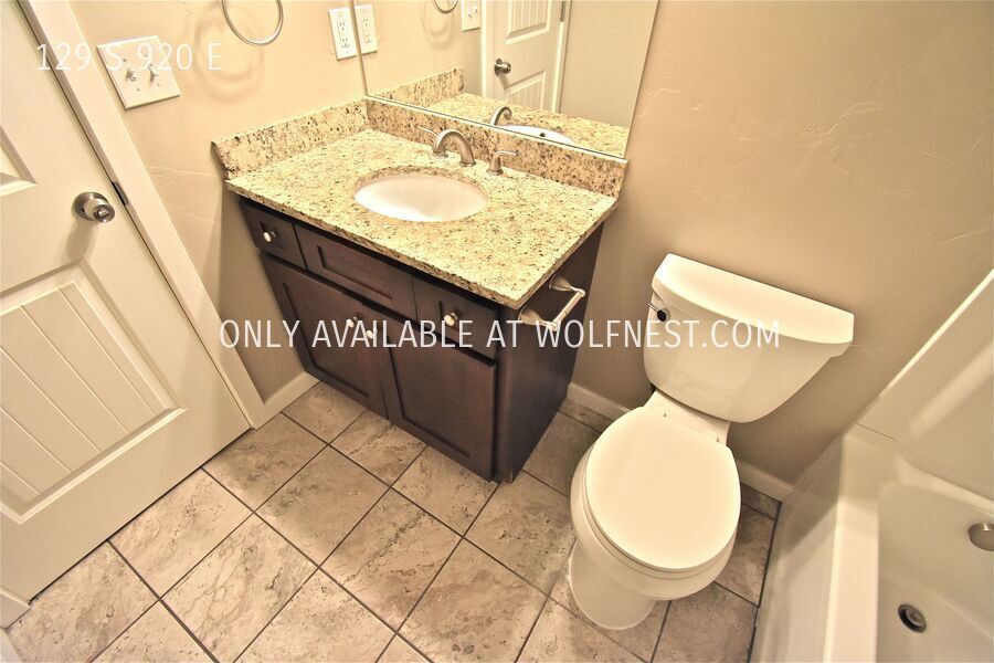 Spacious 4 Bed American Fork Townhome! No Deposit Option! property image