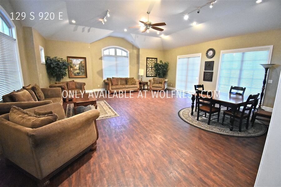 Spacious 4 Bed American Fork Townhome! No Deposit Option! property image