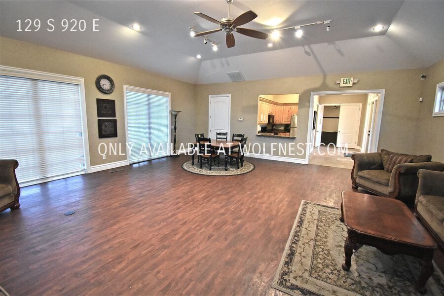 Spacious 4 Bed American Fork Townhome! No Deposit Option! property image