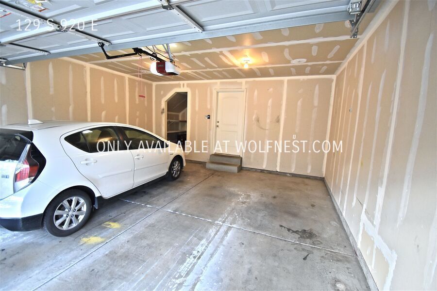 Spacious 4 Bed American Fork Townhome! No Deposit Option! property image