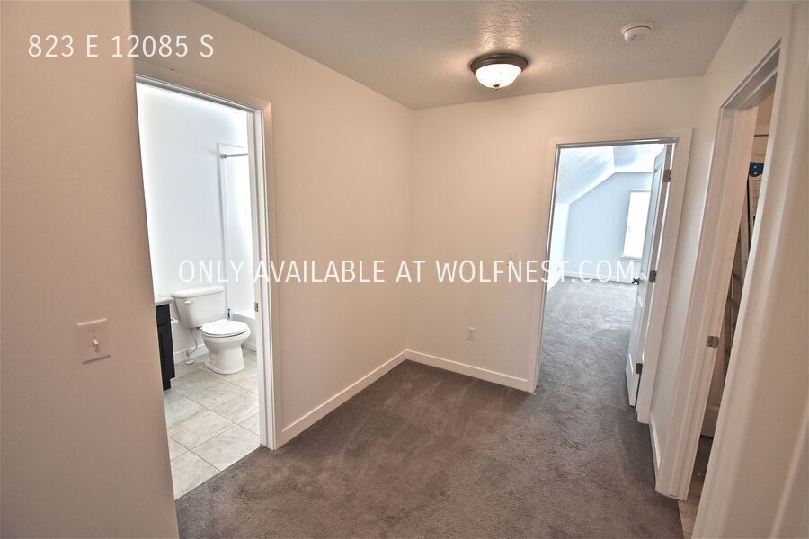 Gorgeous 3 Bed Draper Townhome! No Deposit Option! property image