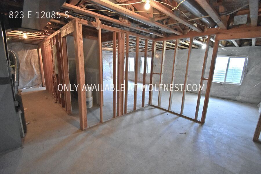 Gorgeous 3 Bed Draper Townhome! No Deposit Option! property image