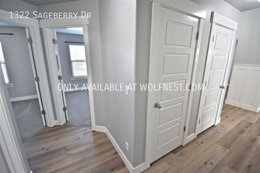 Spacious 6 Bed Santaquin Home! No Deposit Option! property image