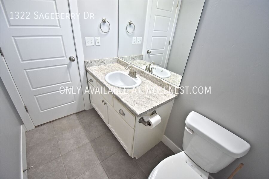 Spacious 6 Bed Santaquin Home! No Deposit Option! property image