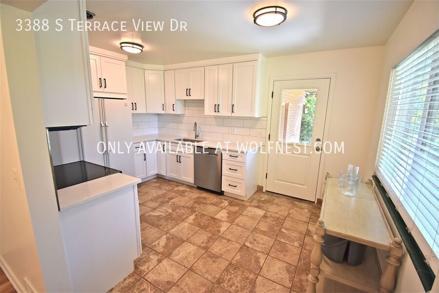 Stunning 4 Bedroom Millcreek Home! property image