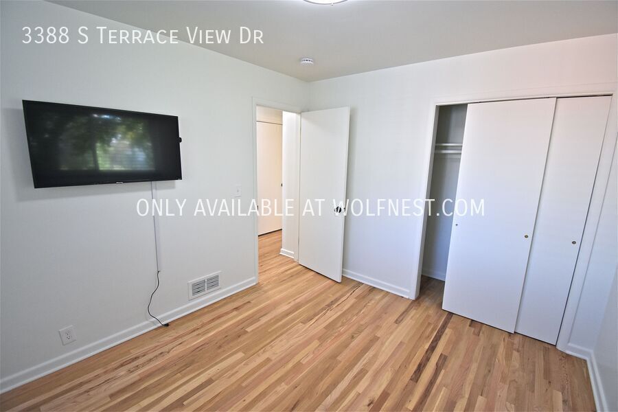 Stunning 4 Bedroom Millcreek Home! property image