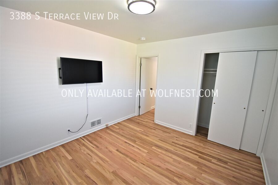 Stunning 4 Bedroom Millcreek Home! property image