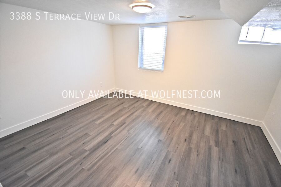 Stunning 4 Bedroom Millcreek Home! property image