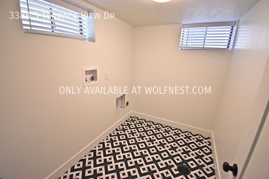 Stunning 4 Bedroom Millcreek Home! property image