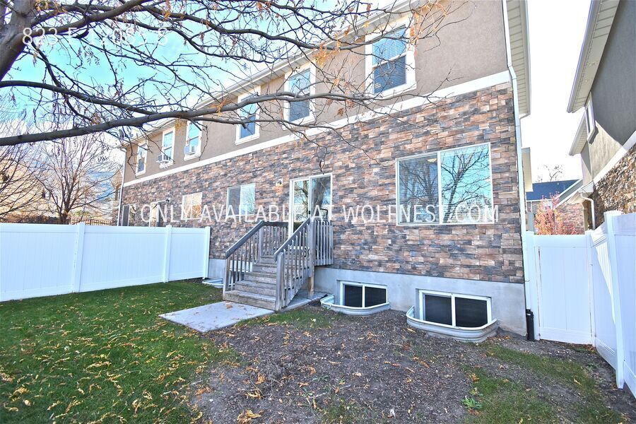 Gorgeous 3 Bed Draper Townhome! No Deposit Option! property image