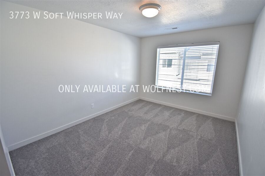 Stunning 4 Bed Herriman Townhome! property image