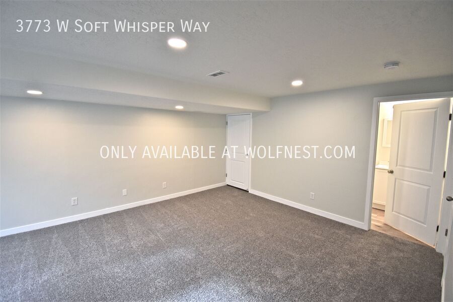 Stunning 4 Bed Herriman Townhome! property image