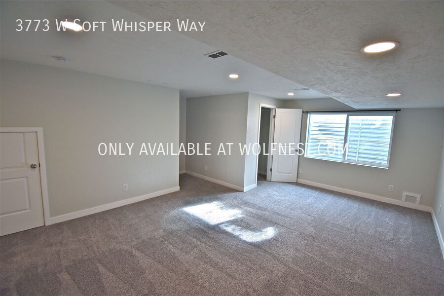 Stunning 4 Bed Herriman Townhome! property image
