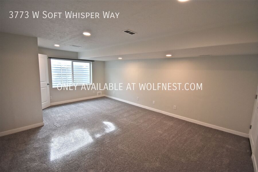 Stunning 4 Bed Herriman Townhome! property image