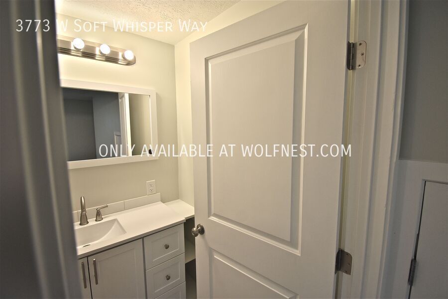 Stunning 4 Bed Herriman Townhome! property image