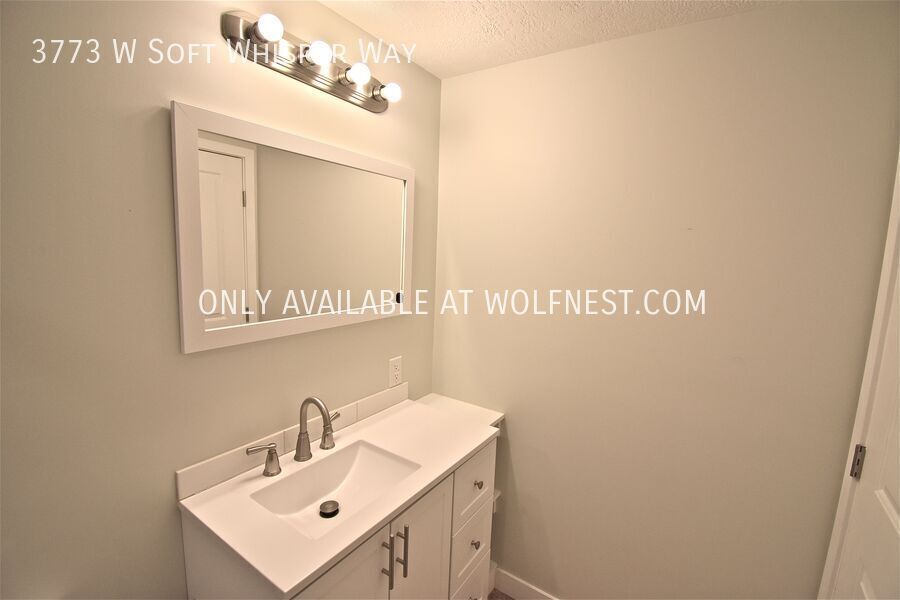 Stunning 4 Bed Herriman Townhome! property image