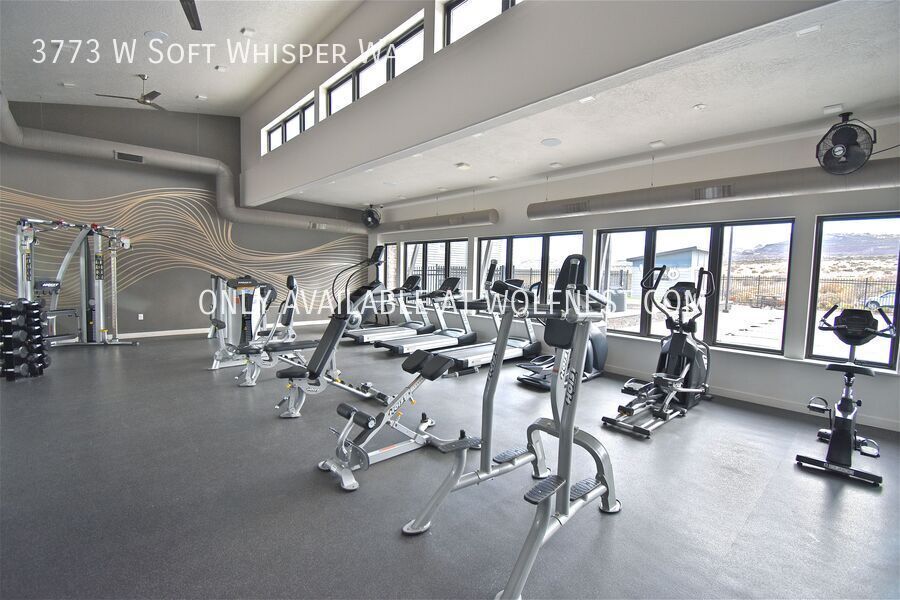 Stunning 4 Bed Herriman Townhome! property image