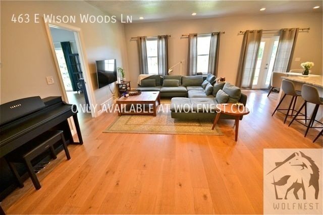 Stunning 6 Bed Fort Union Home! No Deposit Option! property image