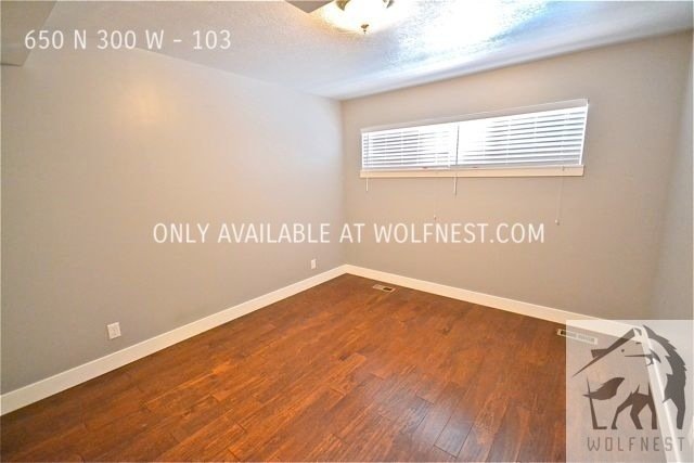 Stunning 1 Bed Downtown Unit! No Deposit Option! property image