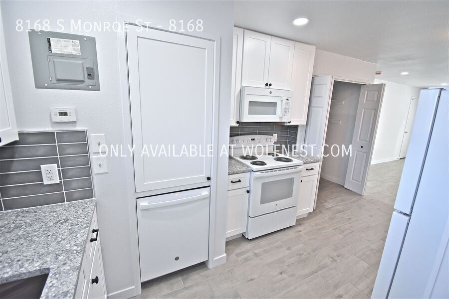 Remodeled 2 Bed Sandy Unit! No Deposit Option! property image