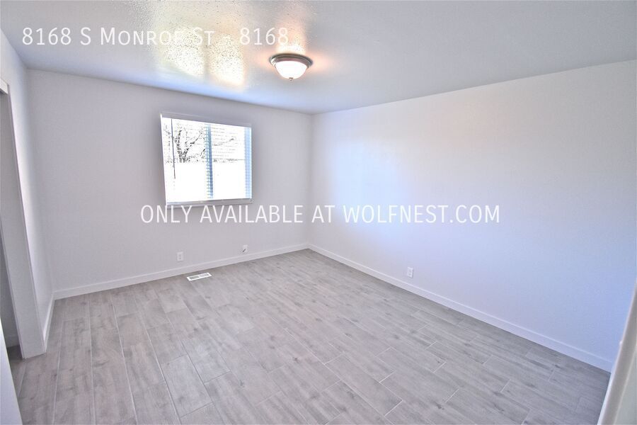 Remodeled 2 Bed Sandy Unit! No Deposit Option! property image