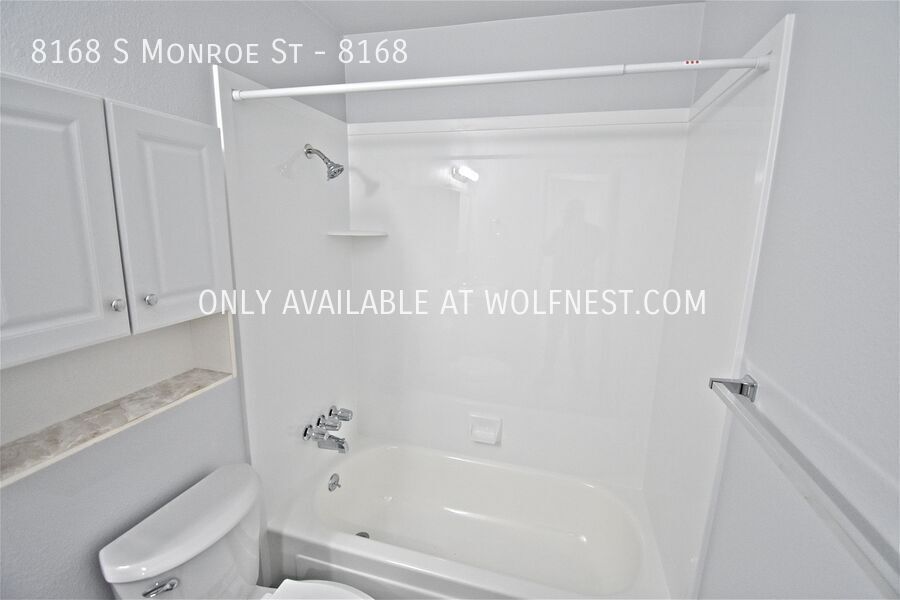 Remodeled 2 Bed Sandy Unit! No Deposit Option! property image