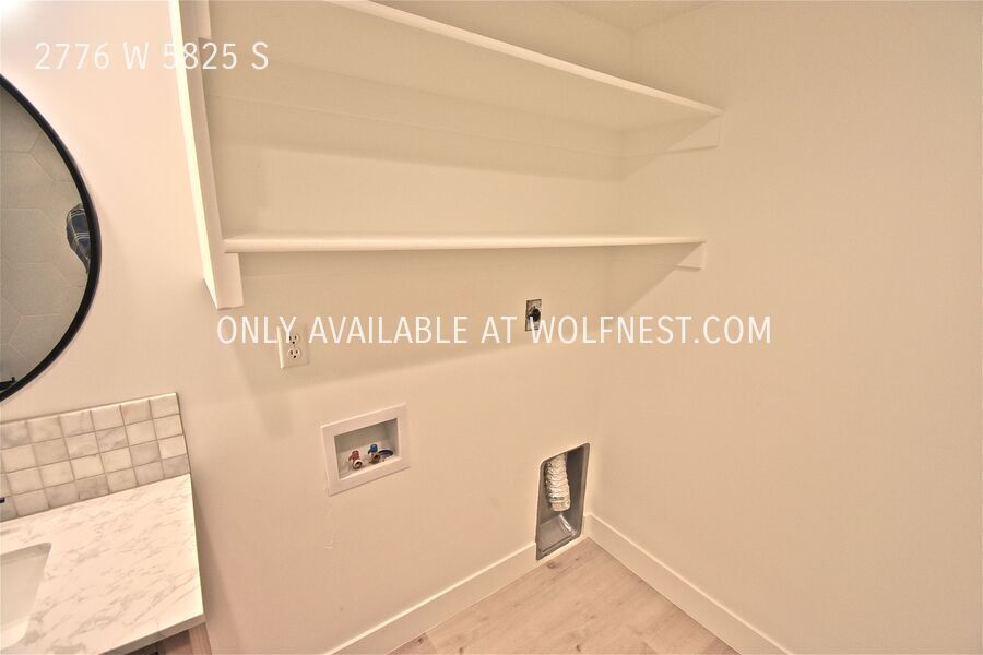 Remodeled 4 Bed Roy Home! No Deposit Option! property image