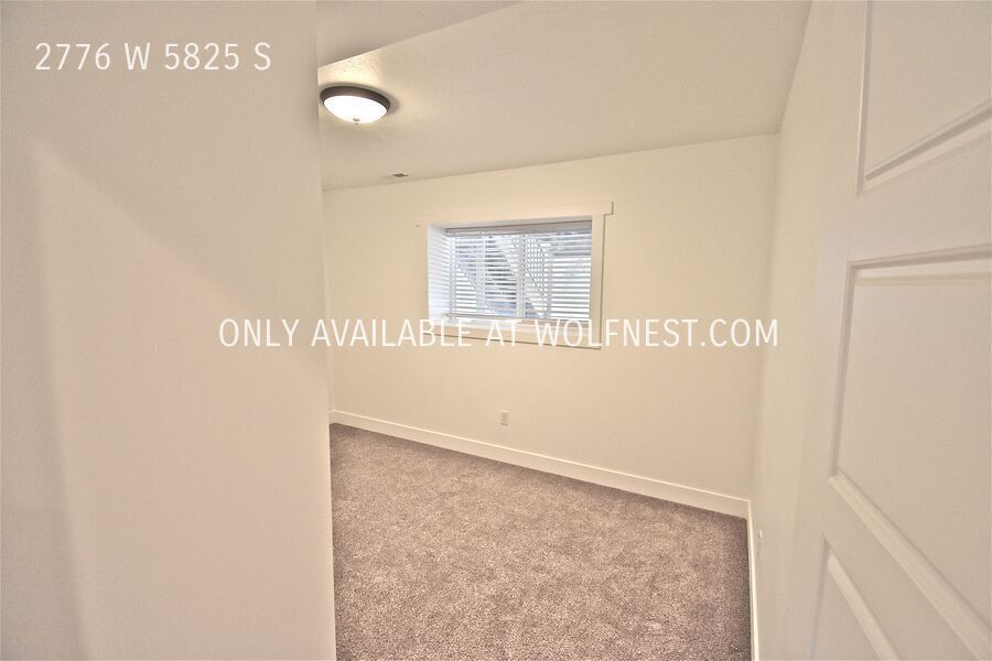 Remodeled 4 Bed Roy Home! No Deposit Option! property image